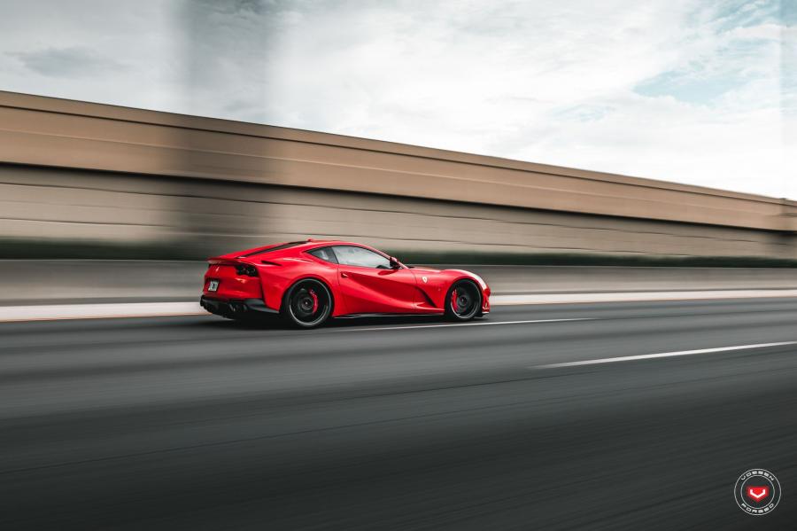  Ferrari 812 Superfast by Novitec Rosso on Vossen Wheels (EVO-4) 2020 года  (фото 34 из 40)